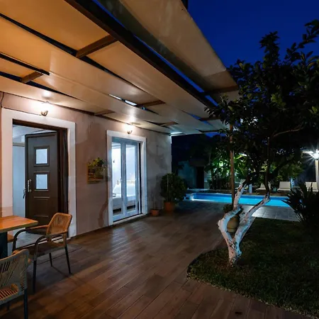 Rigilis By Vintage Travel Villa *