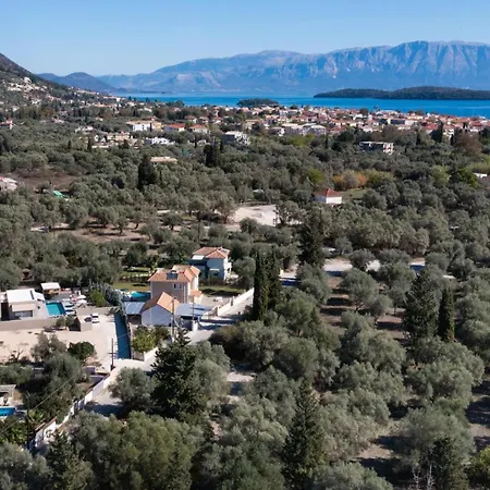 Villa Rigilis By Vintage Travel Nidhrion