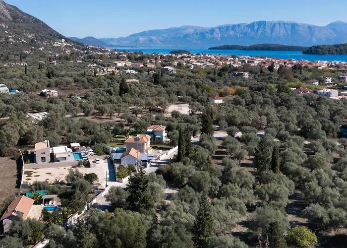 Villa Rigilis By Vintage Travel Nidhrion